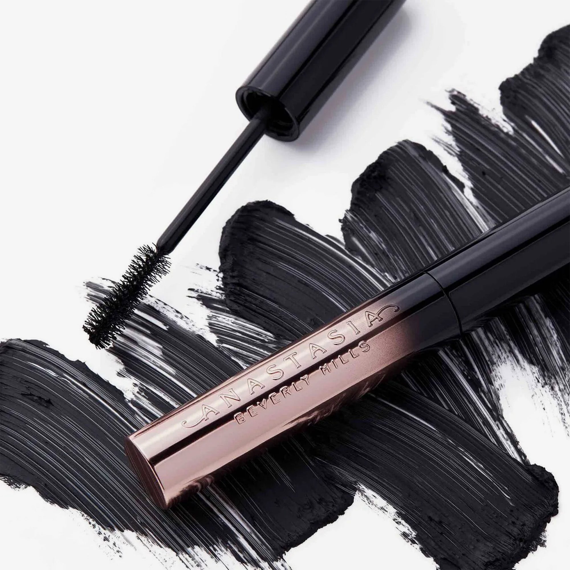 Lash Brag® Volumizing Mascara - Anastasia