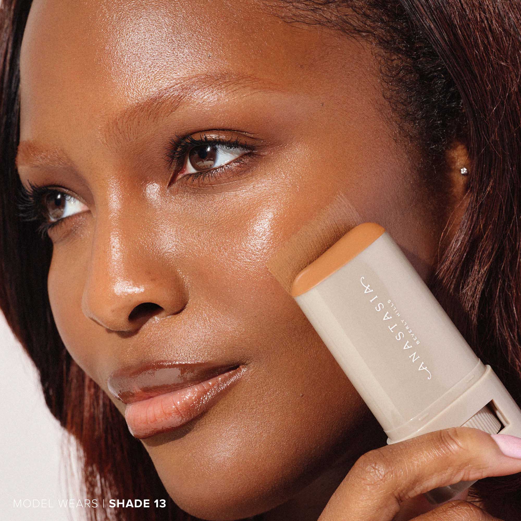 Beauty Balm Serum Boosted Skin Tint - Anastasia