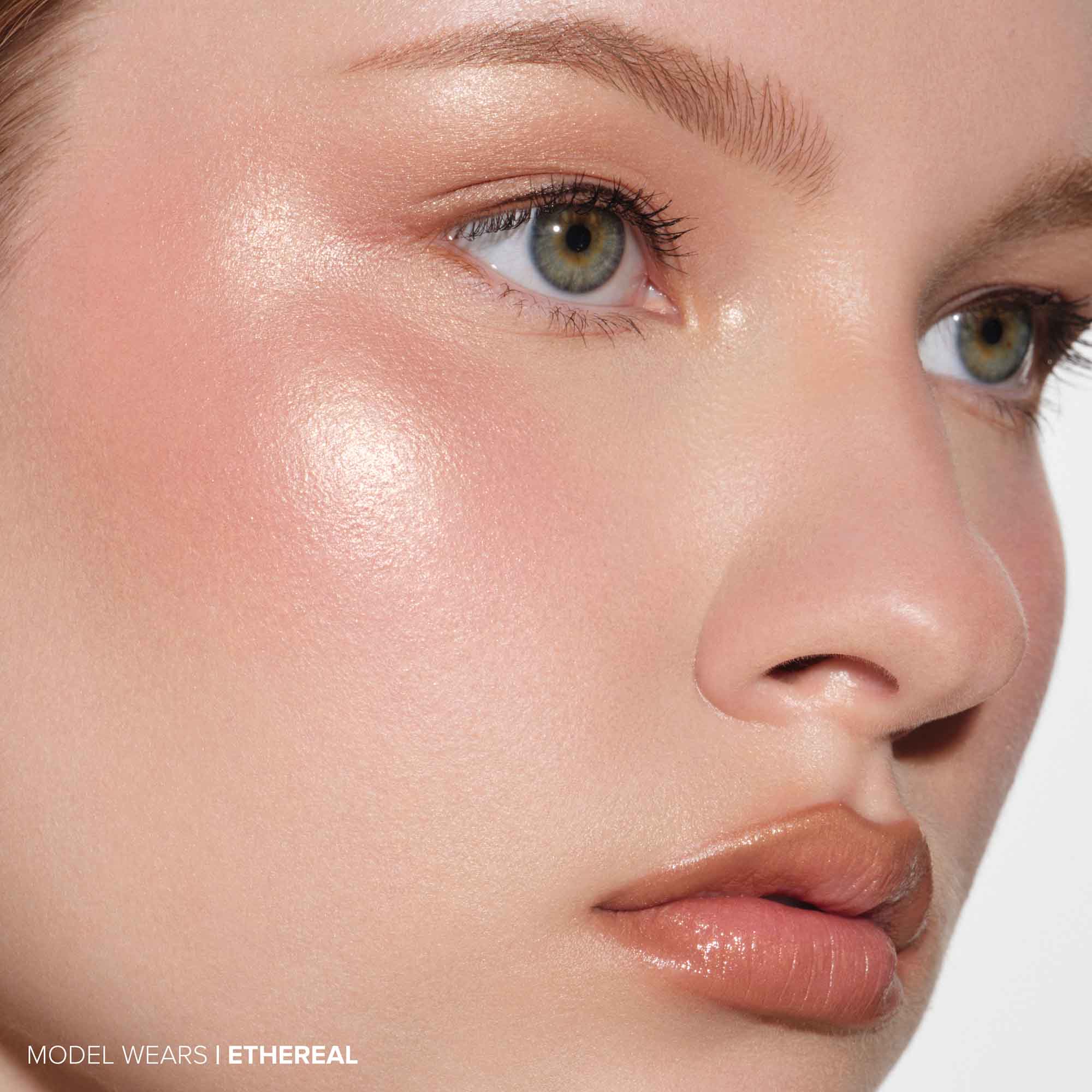 Glowing & Blushed Set - Anastasia